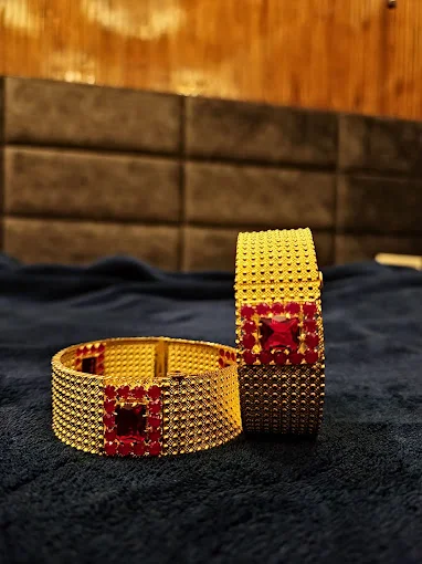 New Japan Gold Covering